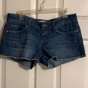 •Levi’s• Shorty Short